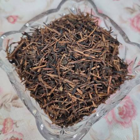 تصویر 1 از چوب چای شمال تهیه شده از بهترین باغ های شمال